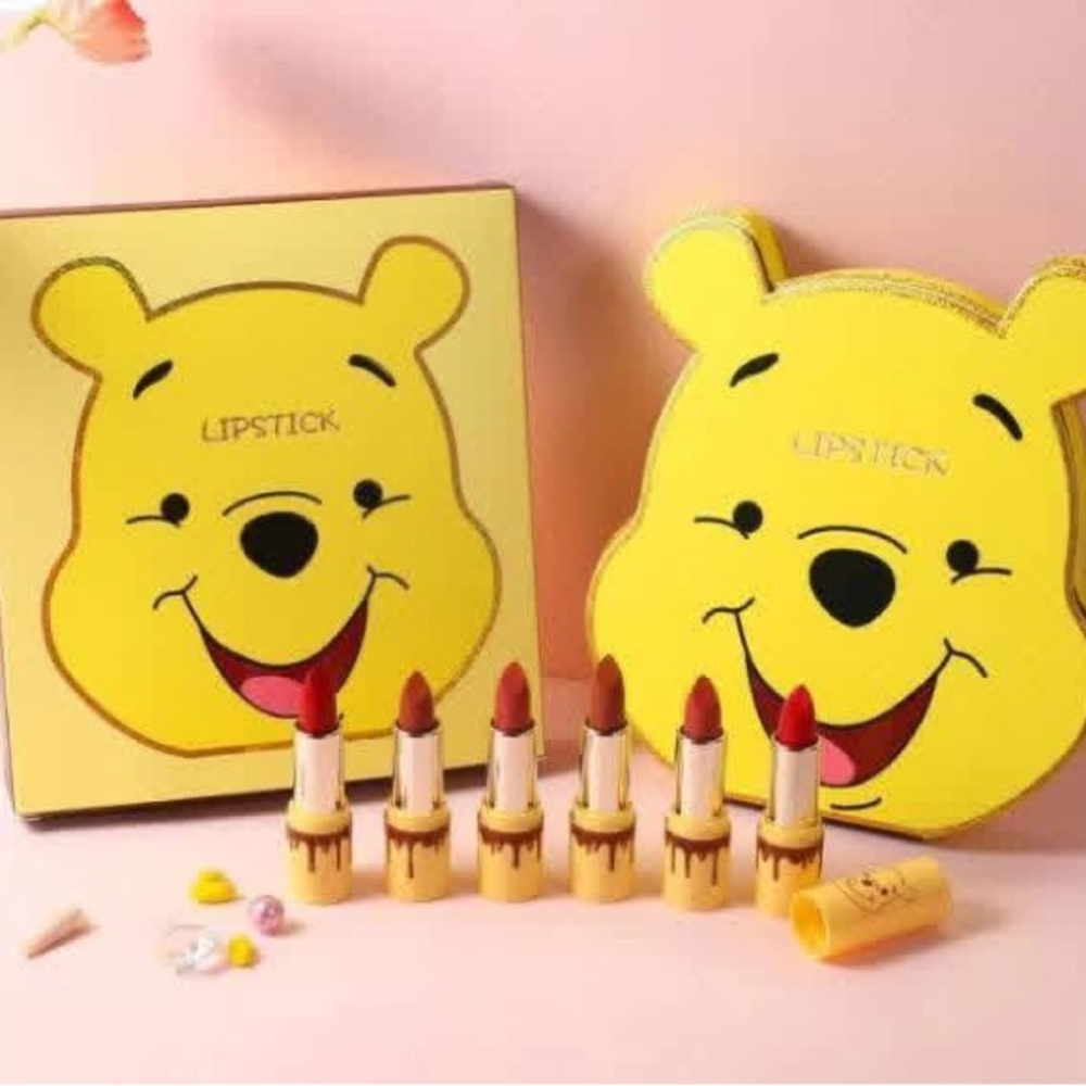 Winnie the Pooh Lipstick Set